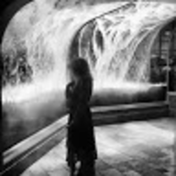 Meet your Posher, Bethany - Picture 1 of 1